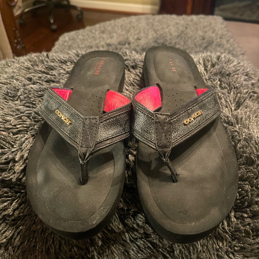 Coach flip flops
